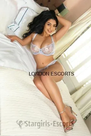 Kelly Escort