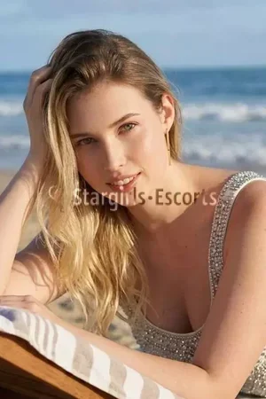 Thaena Escort