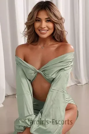 Yaroslava Escort