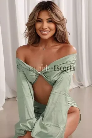 Yaroslava Escort