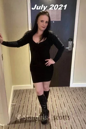 Brum Party girl