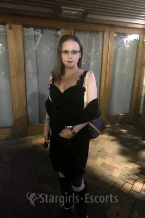 Brum Party girl
