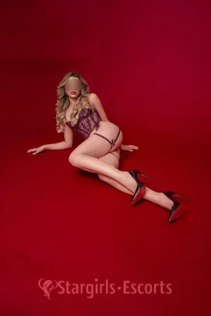 Sasha Demi