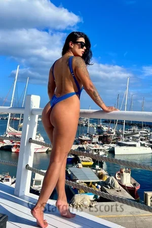 Nysha Masseuse
