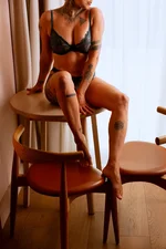 Serena Masseuse