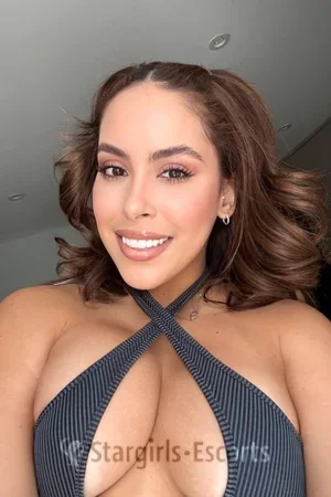 Julia Belle