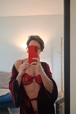 Serena Masseuse
