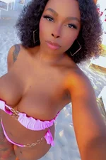 Barbi Tee