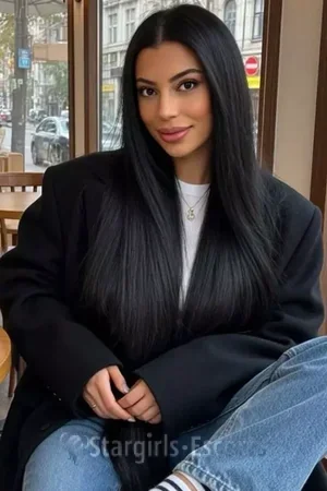 Mannu Escort