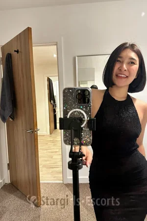 Claire Escort