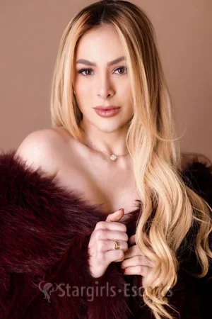 Lari Escort