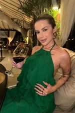 Khloe