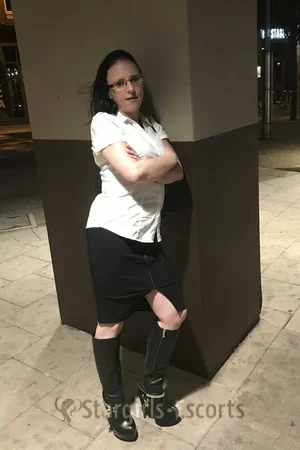 Brum Party girl Escort