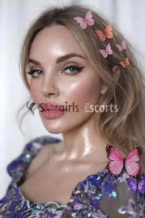 Stunning Amelina