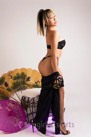 Akemi Escort