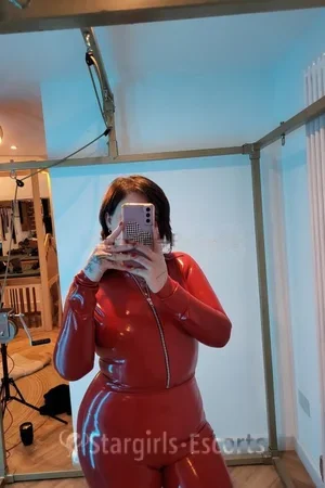 Mistress Jamie Escort
