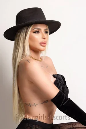 Khloe
